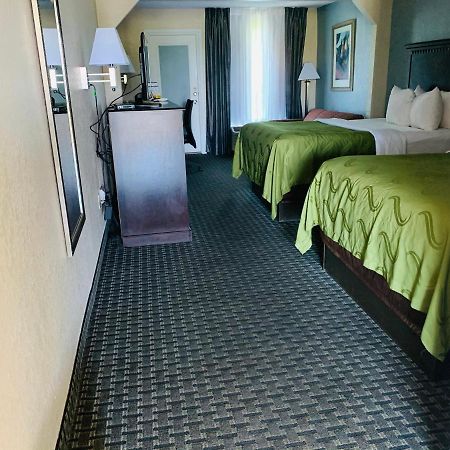 Quality Inn & Suites Miramar Beach Exterior foto