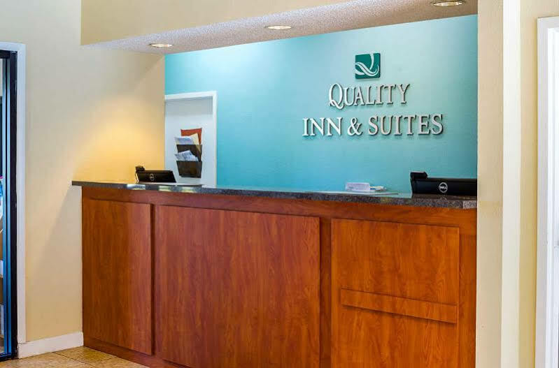 Quality Inn & Suites Miramar Beach Exterior foto